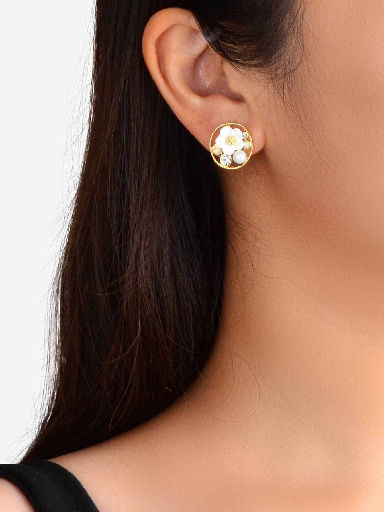 Elegant White Flower Rhinestone Decoration Hollow Round Pierced Stud Earrings-1