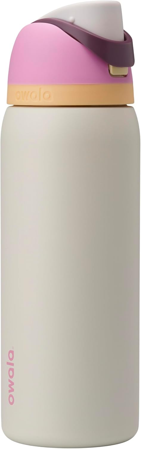 Owala FreeSip Insulated Stainless Steel Water Bottle with Straw, BPA-Free Sports Water Bottle, Great for Travel, 32 Oz, Shy Marshmallow