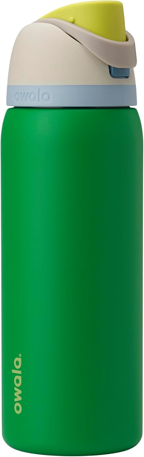 Owala FreeSip Insulated Stainless Steel Water Bottle with Straw, BPA-Free Sports Water Bottle, Great for Travel, 32 Oz, Shy Marshmallow