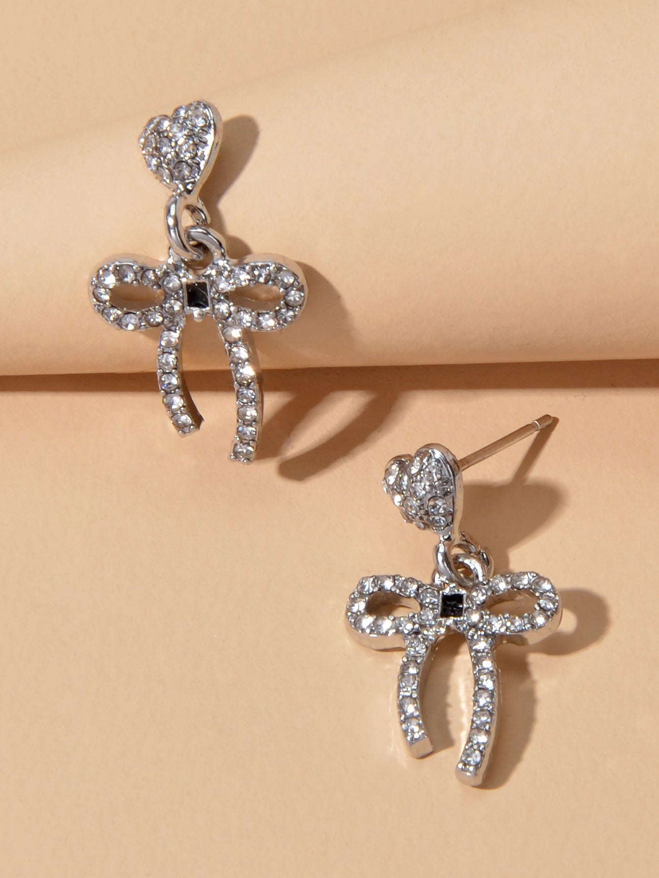 Luxury Full Rhinestone Silver Heart Bowknot Dangle Earrings Engagement Jewellery-3