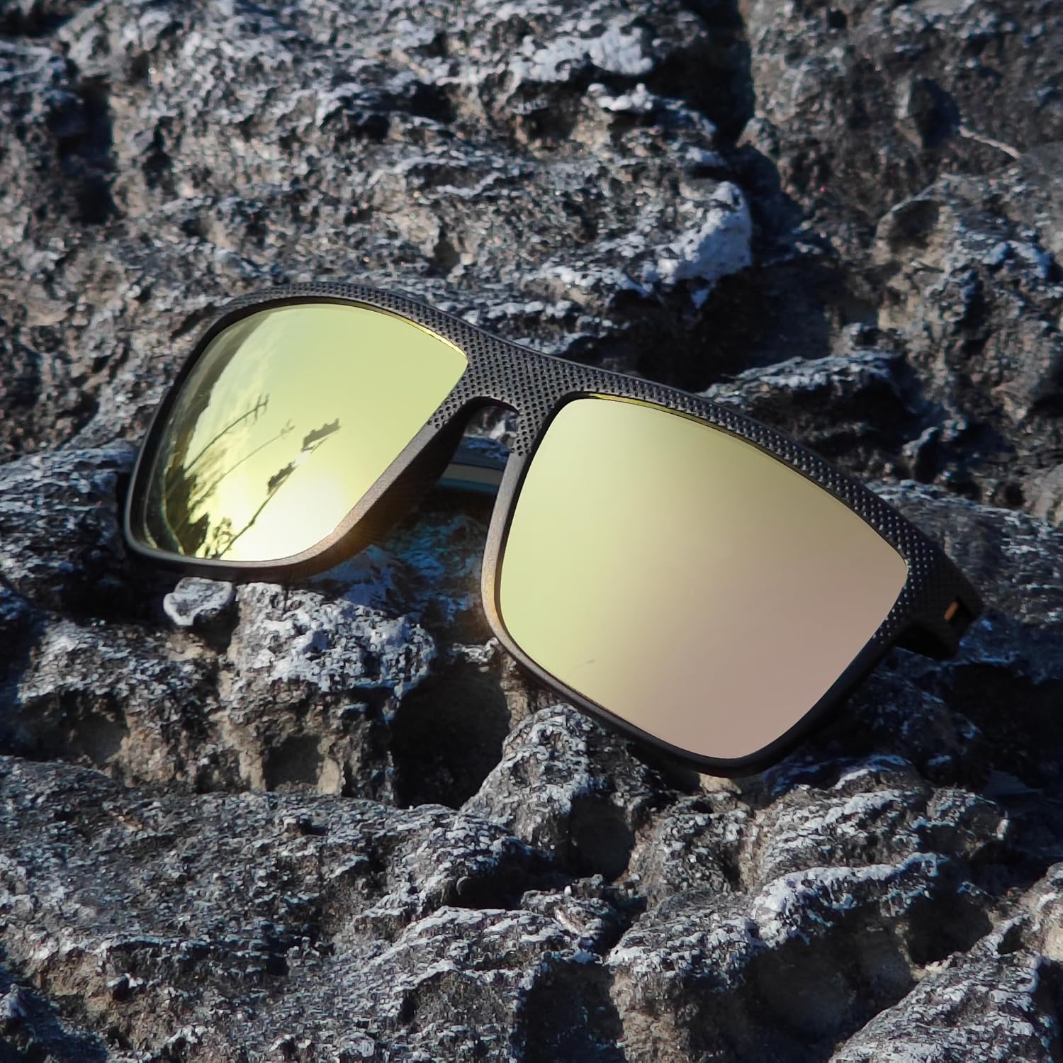 ZENOTTIC Polarized Sunglasses for Men Lightweight TR90 Frame UV400 Protection Square Sun Glasses